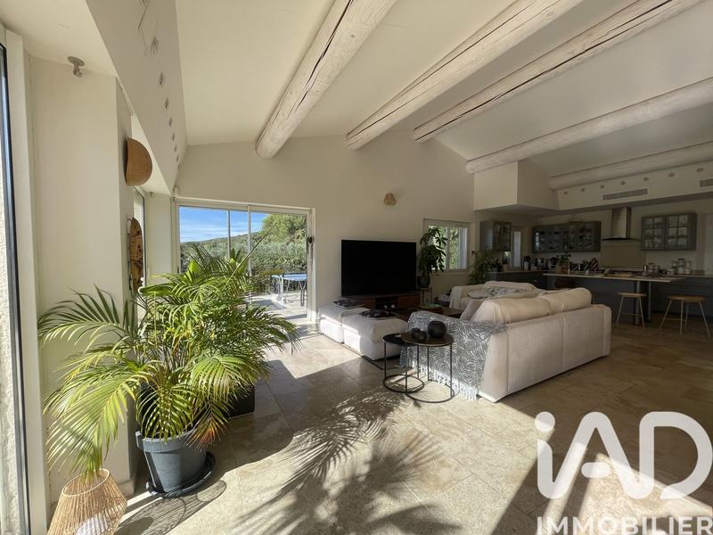 Maison - 178 m² - 6 pièces