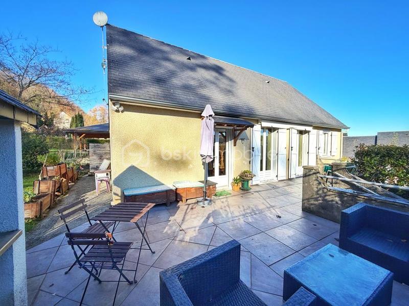 Maison - 135 m² - 6 pièces