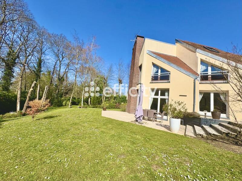 Maison d'architecte - 205 m² - 7 pièces
