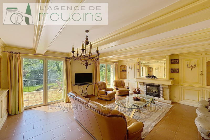 Villa - 177 m² - 7 pièces