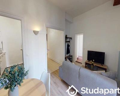 Chambre - 100 m² - 1 pièce