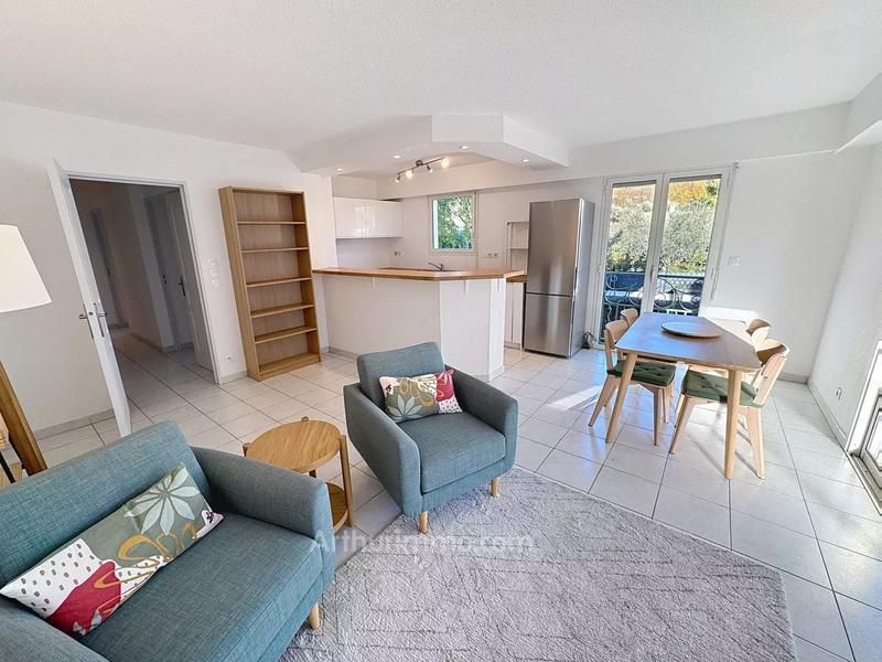 Appartement - 61 m² - 3 pièces