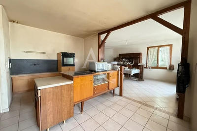 Maison - 200 m² - 8 pièces