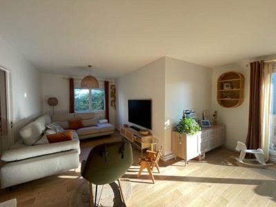 Appartement - 100 m² - 5 pièces