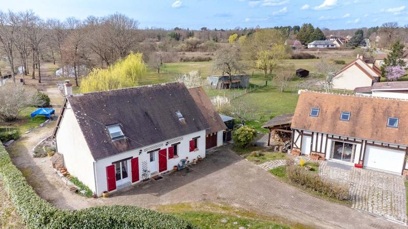 Maison - 185 m² - 8 pièces