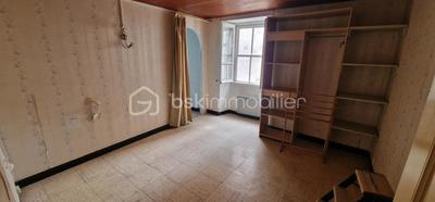 Maison de village - 210 m² - 9 pièces