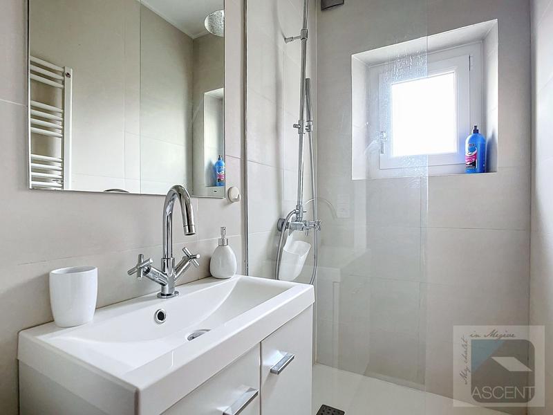 Appartement - 95 m² - 4 pièces