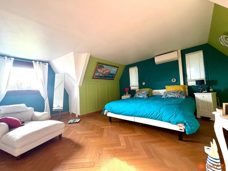 Maison - 160 m² - 5 pièces