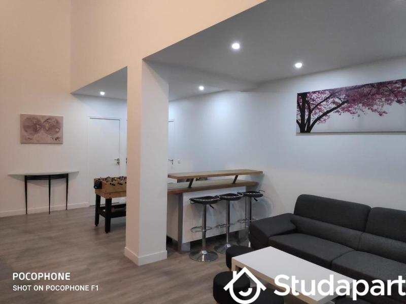 Chambre - 11 m² - 1 pièce