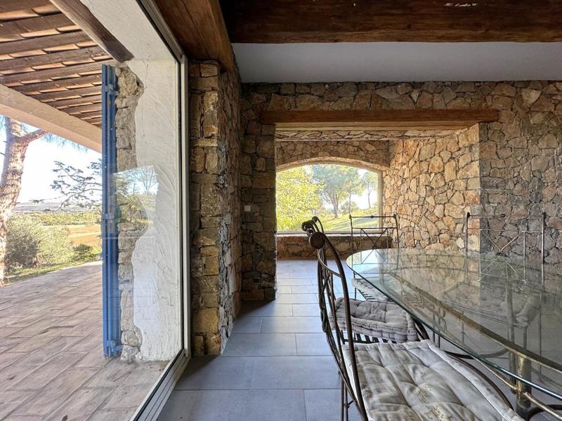 Mas - 195 m² - 7 pièces