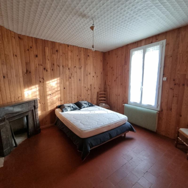 Maison - 640 m² - 3 pièces