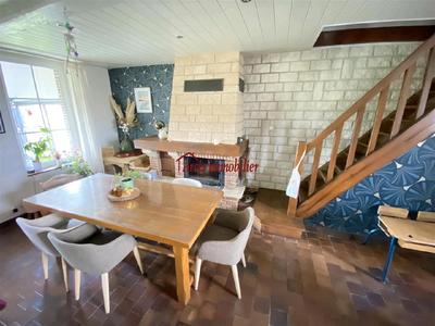 Maison - 180 m² - 10 pièces