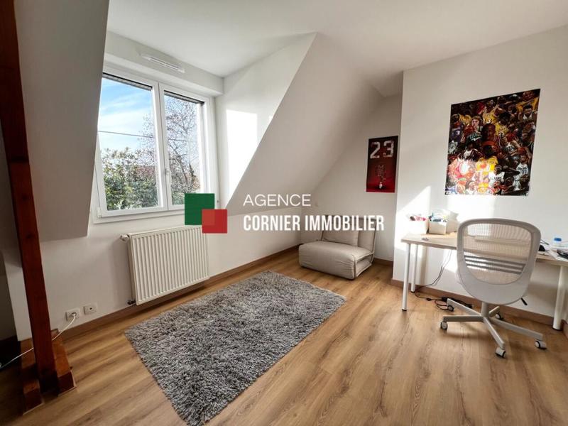 Pavillon - 120 m² - 6 pièces