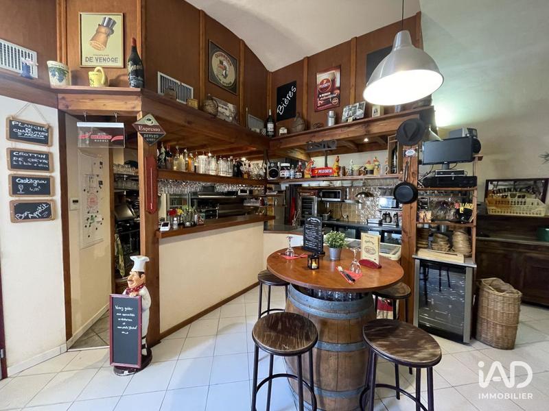 Local commercial - 135 m²