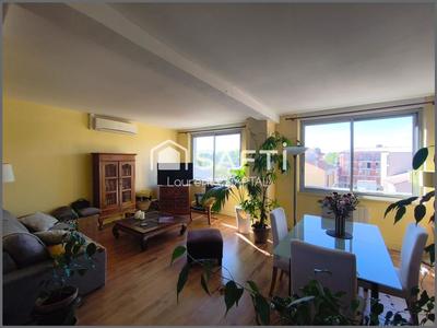 Appartement - 100 m² - 3 pièces