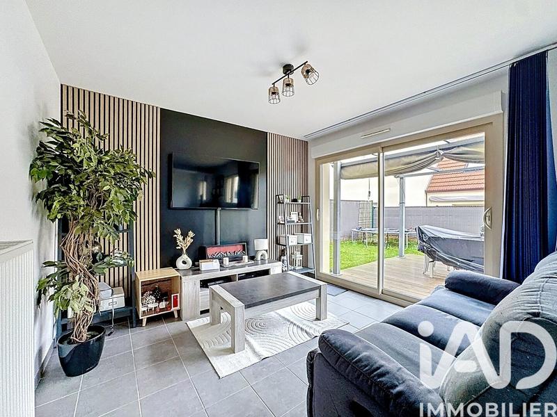 Maison - 95 m² - 5 pièces