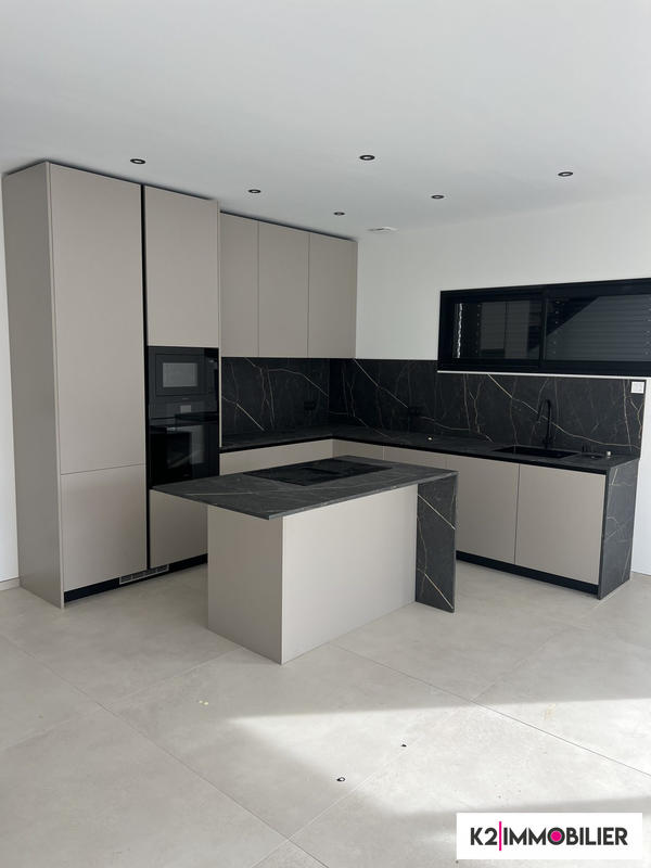 Villa - 168 m² - 5 pièces