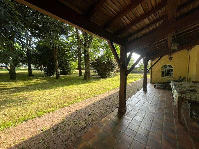 Maison - 158 m² - 7 pièces