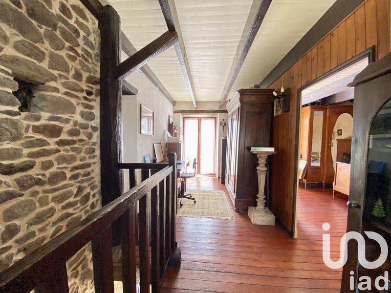 Maison - 136 m² - 6 pièces