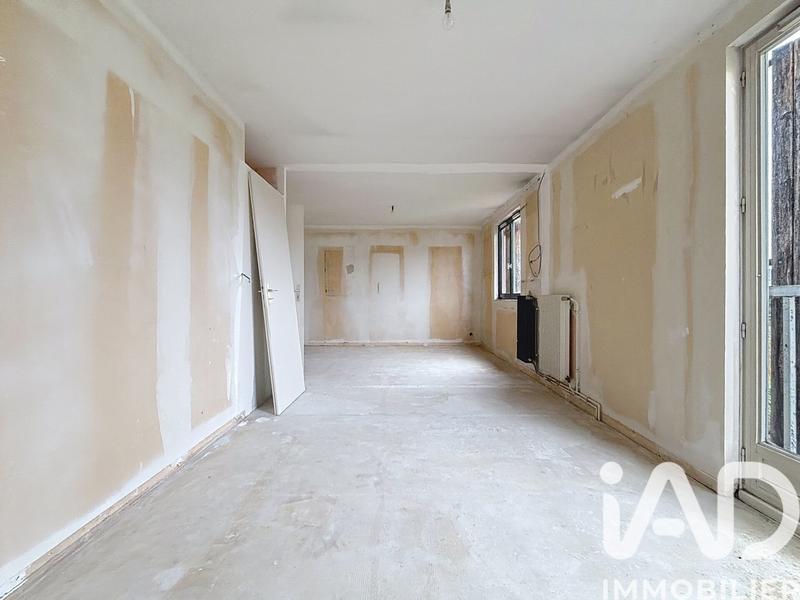 Maison - 99 m² - 4 pièces