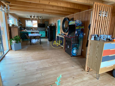 Maison - 105 m² - 4 pièces