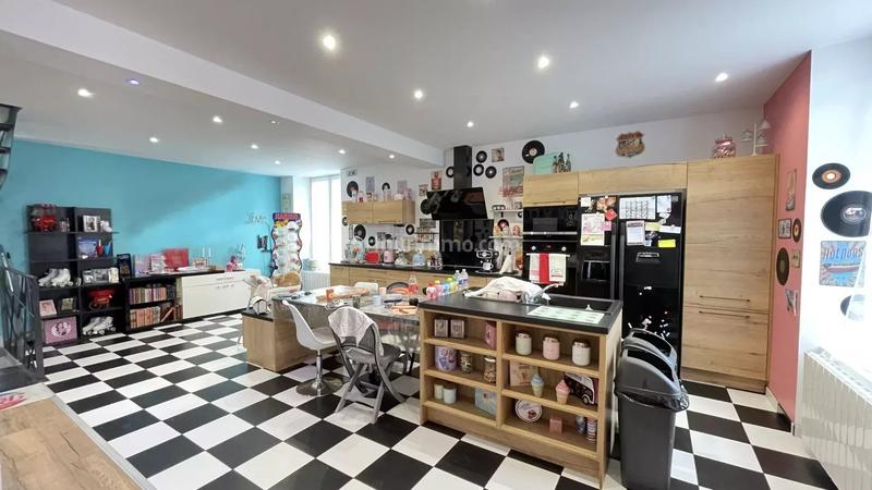 Maison - 168 m² - 5 pièces