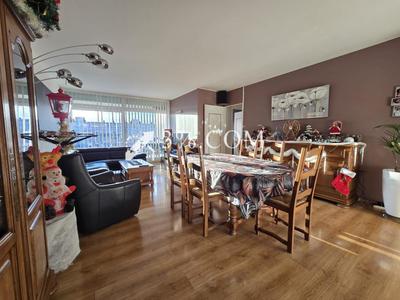 Appartement - 98 m² - 4 pièces