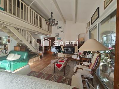 Villa - 177 m² - 6 pièces