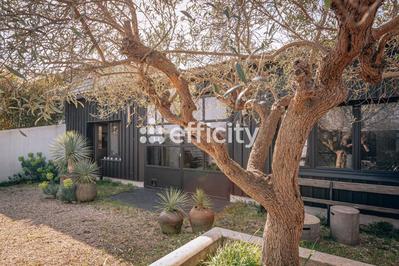 Maison - 170 m² - 7 pièces