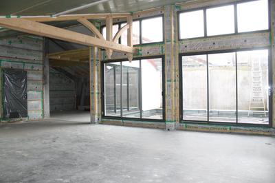 Loft - 200 m² - 4 pièces