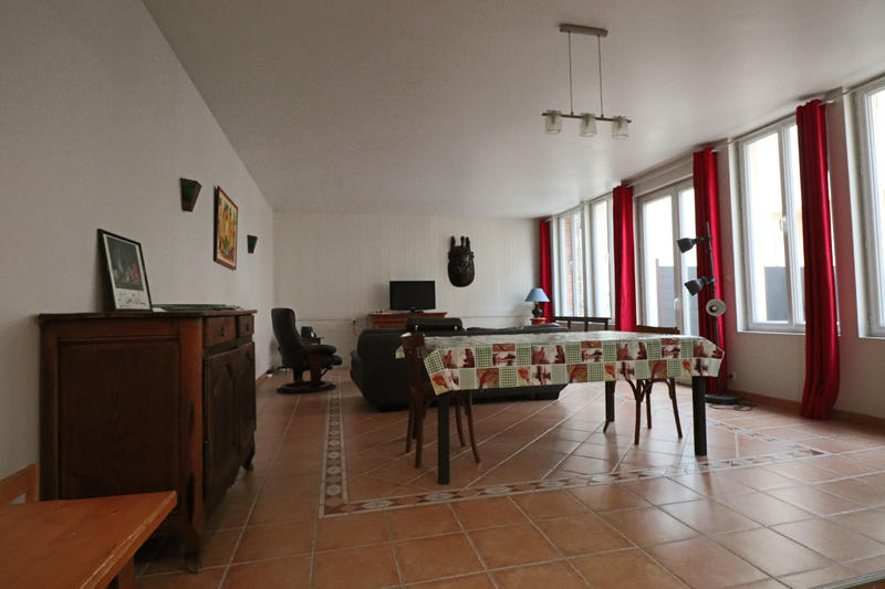 Appartement - 133 m² - 6 pièces