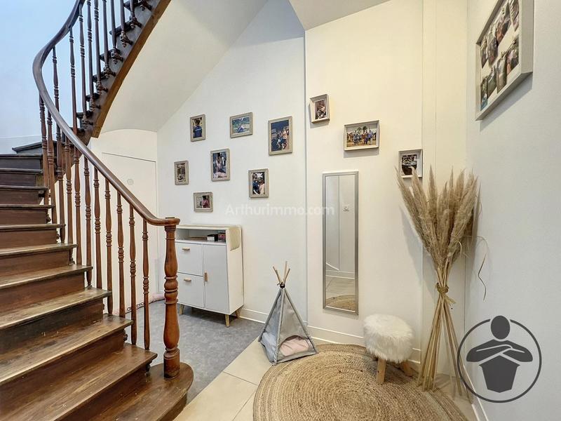 Appartement - 98 m² - 4 pièces