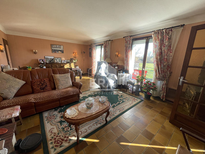 Maison - 188 m² - 8 pièces