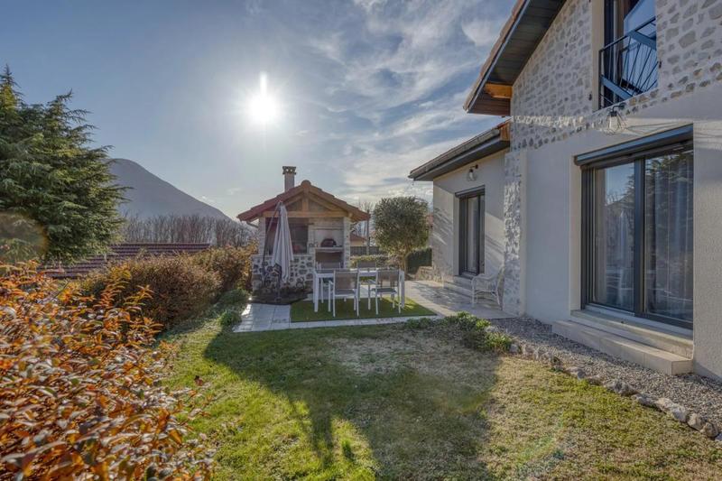 Maison - 160 m² - 5 pièces