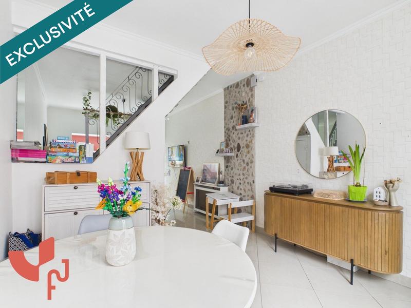 Maison - 90 m² - 5 pièces