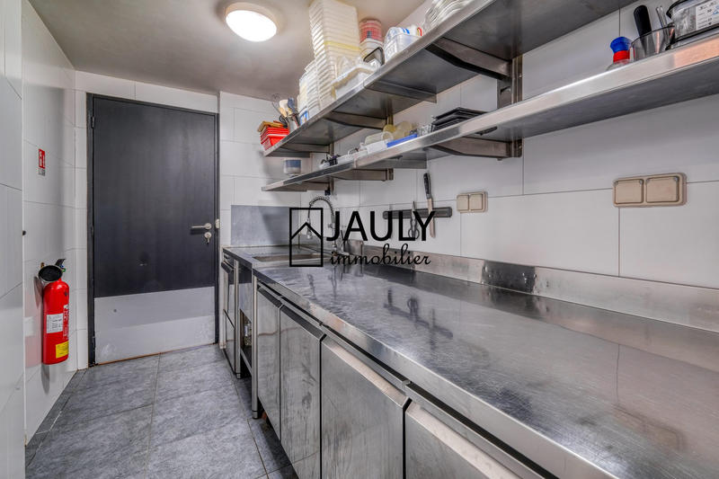 Fonds de commerce - 110 m²