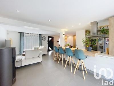 Maison - 180 m² - 7 pièces