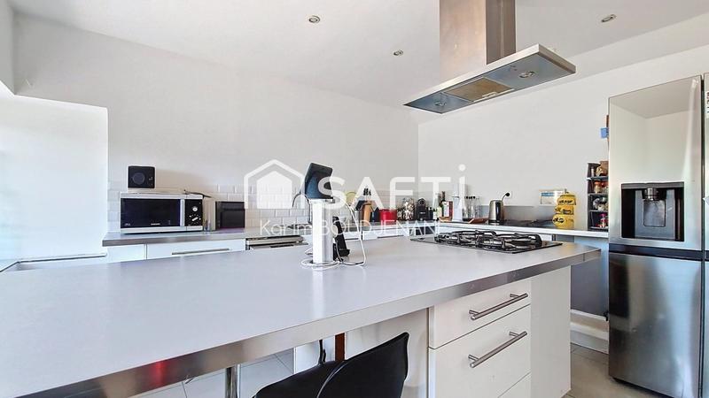 Maison - 95 m² - 4 pièces