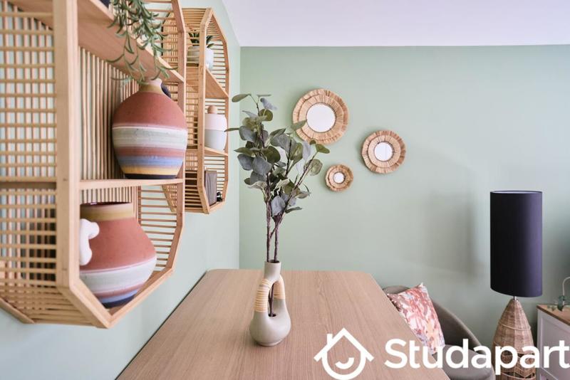 Chambre - 11 m² - 1 pièce