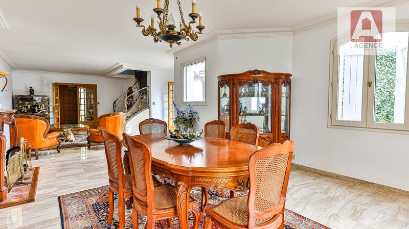 Maison - 133 m² - 5 pièces