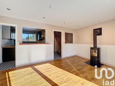 Maison - 96 m² - 5 pièces