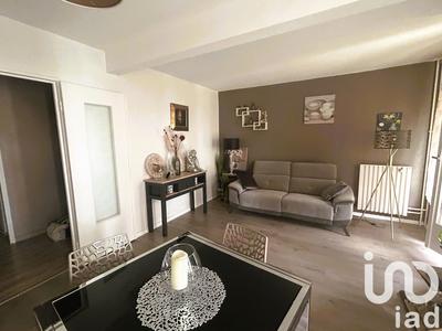 Appartement - 90 m² - 5 pièces