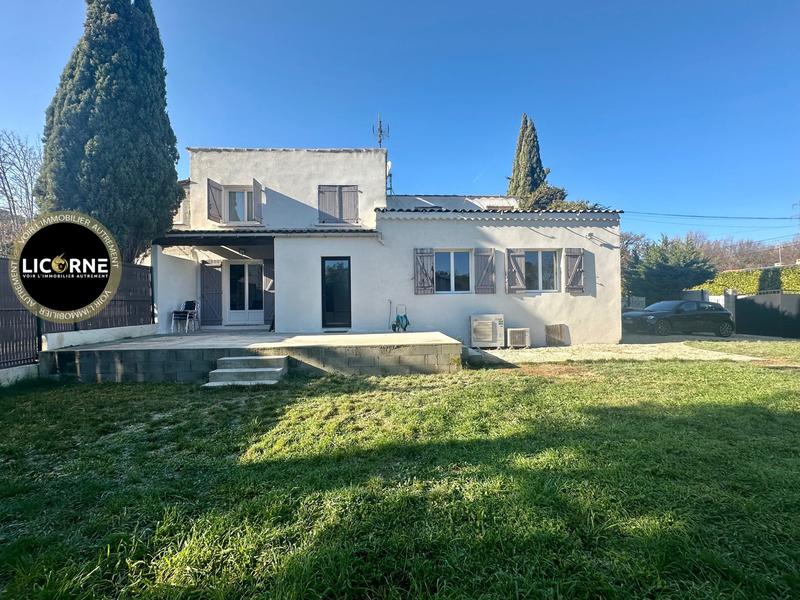 Appartement - 88 m² - 3 pièces