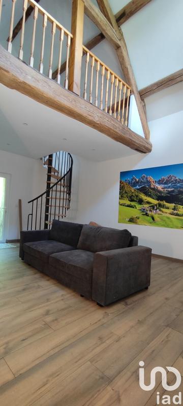 Maison - 267 m² - 8 pièces