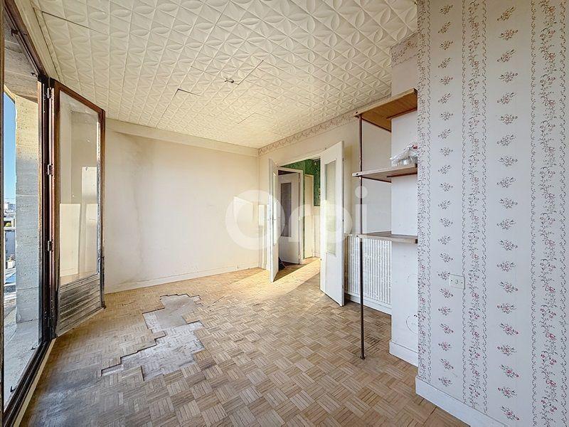 Studio - 25 m² - 1 pièce