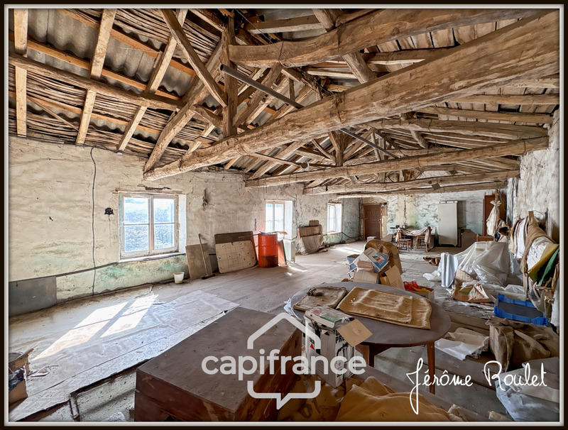 Maison en pierre - 104 m² - 3 pièces