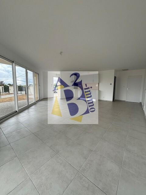 Maison - 92 m² - 4 pièces