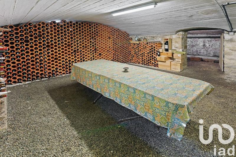 Maison - 210 m² - 7 pièces