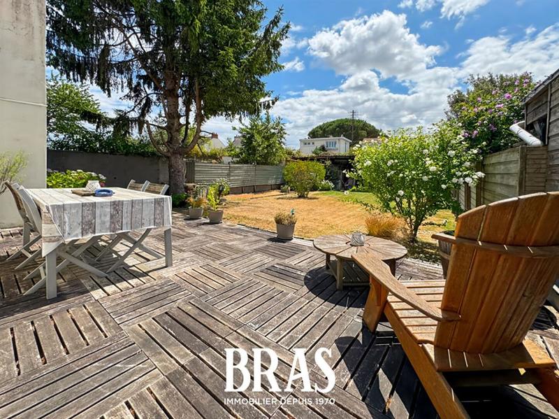 Maison - 95 m² - 5 pièces