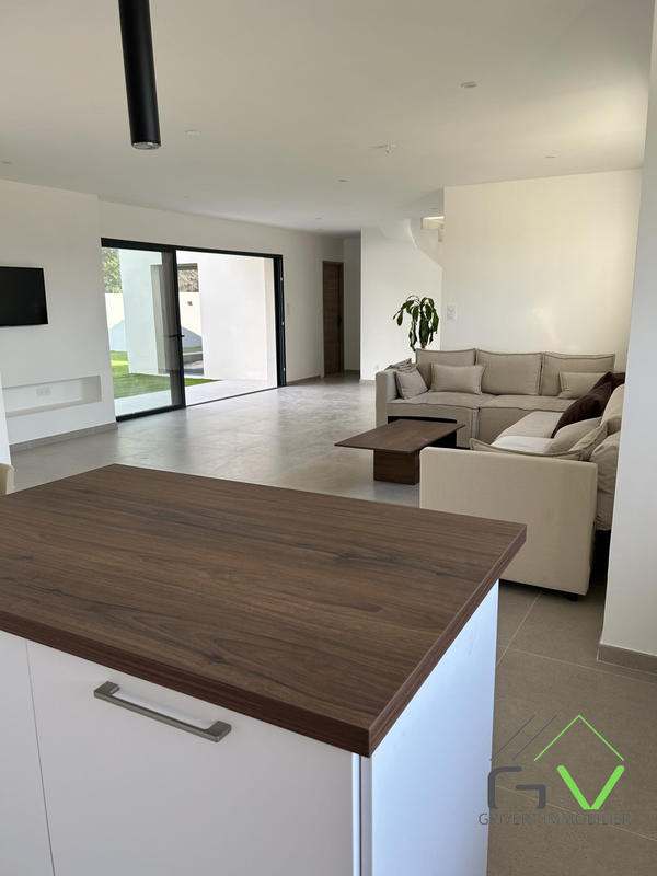 Maison - 127 m² - 5 pièces